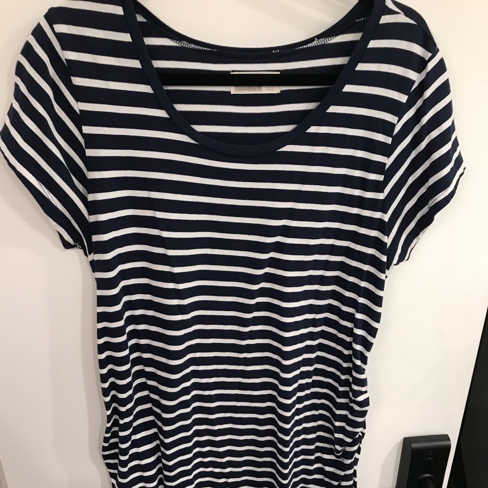 Maternity cap sleeve T-shirt dress